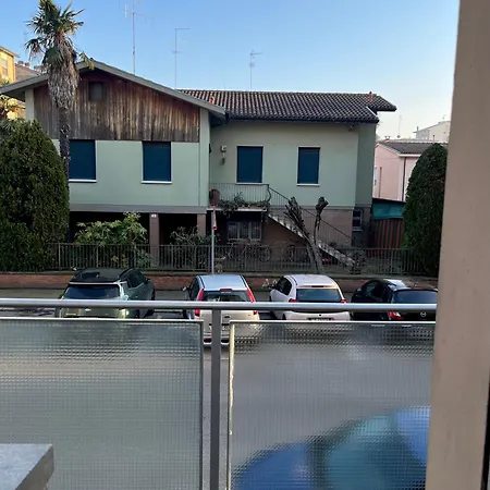 Orchidea アパート ラヴェンナ